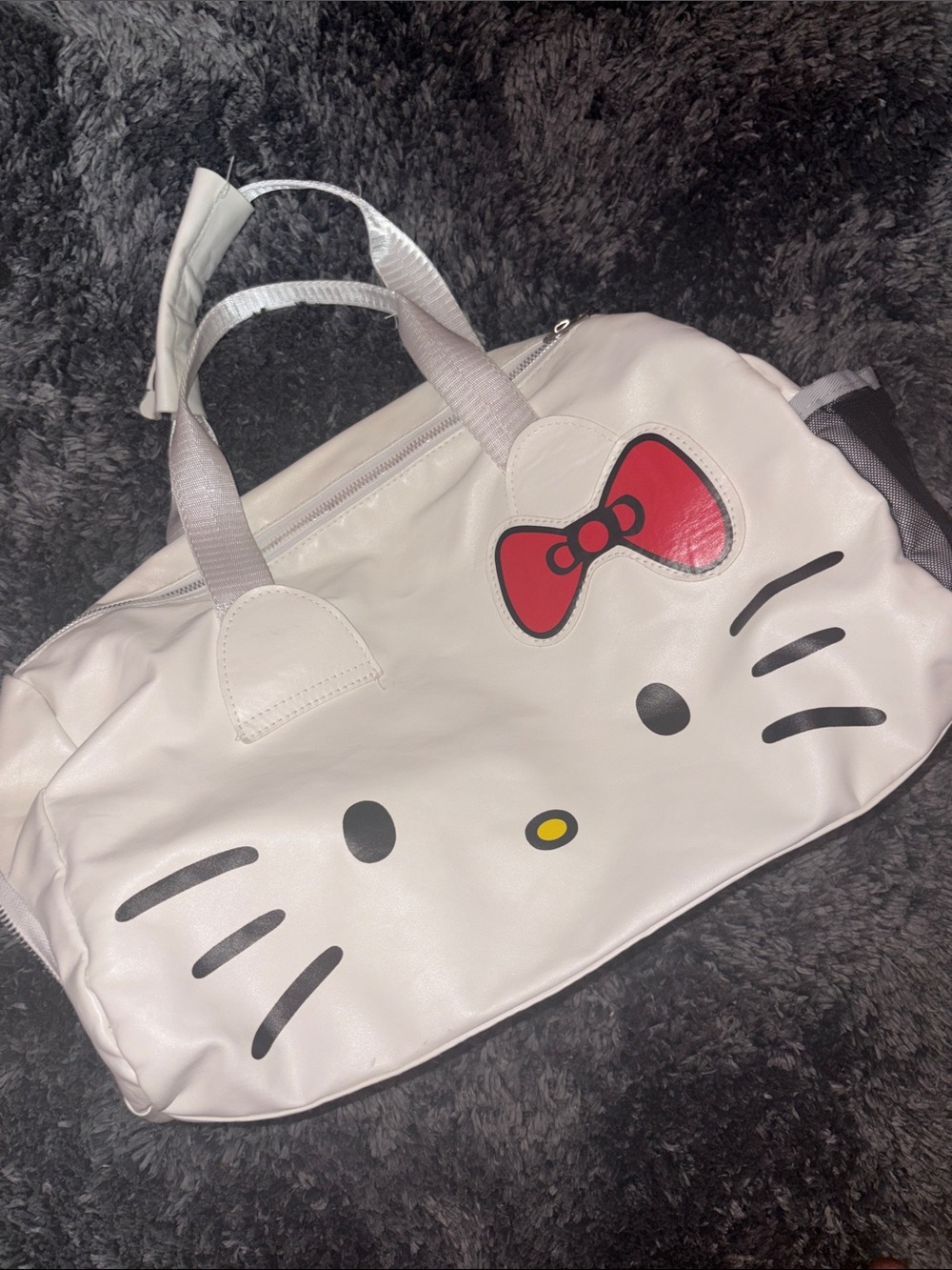 Hello Kitty White duffle bag with Red Bow